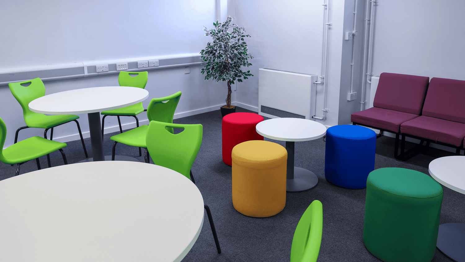 Engaging Sixth Form Spaces: Colton Hills Secondary’s Student Hub
