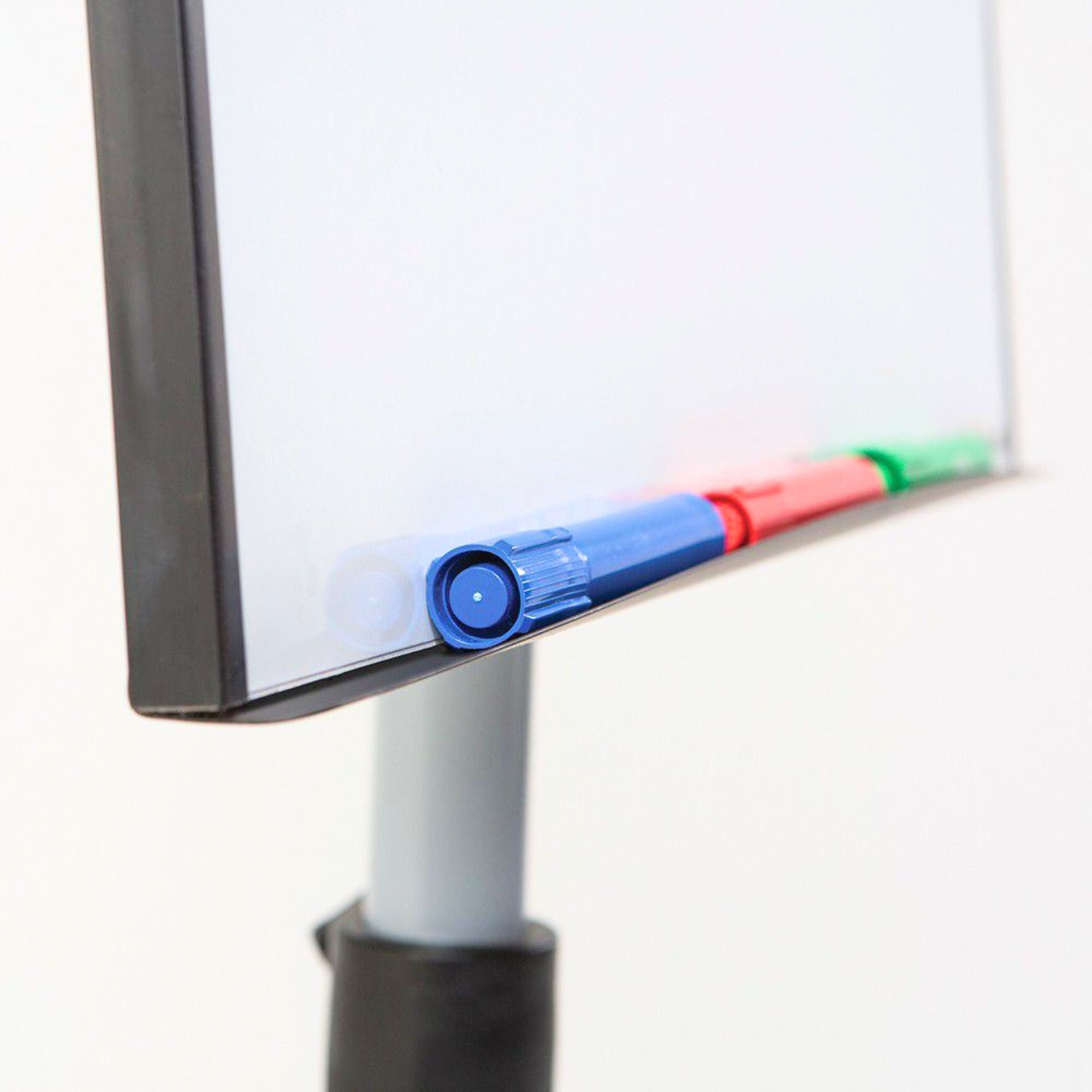 Mobile Flipchart Easel A1