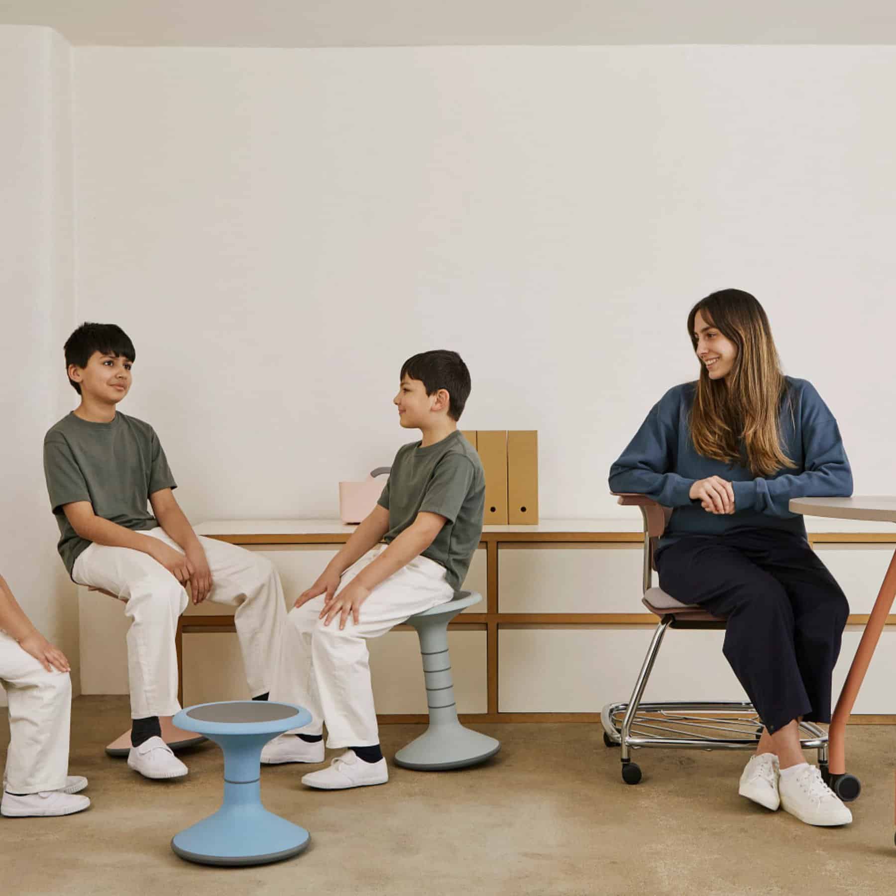 Dumbbell Wobble Stool