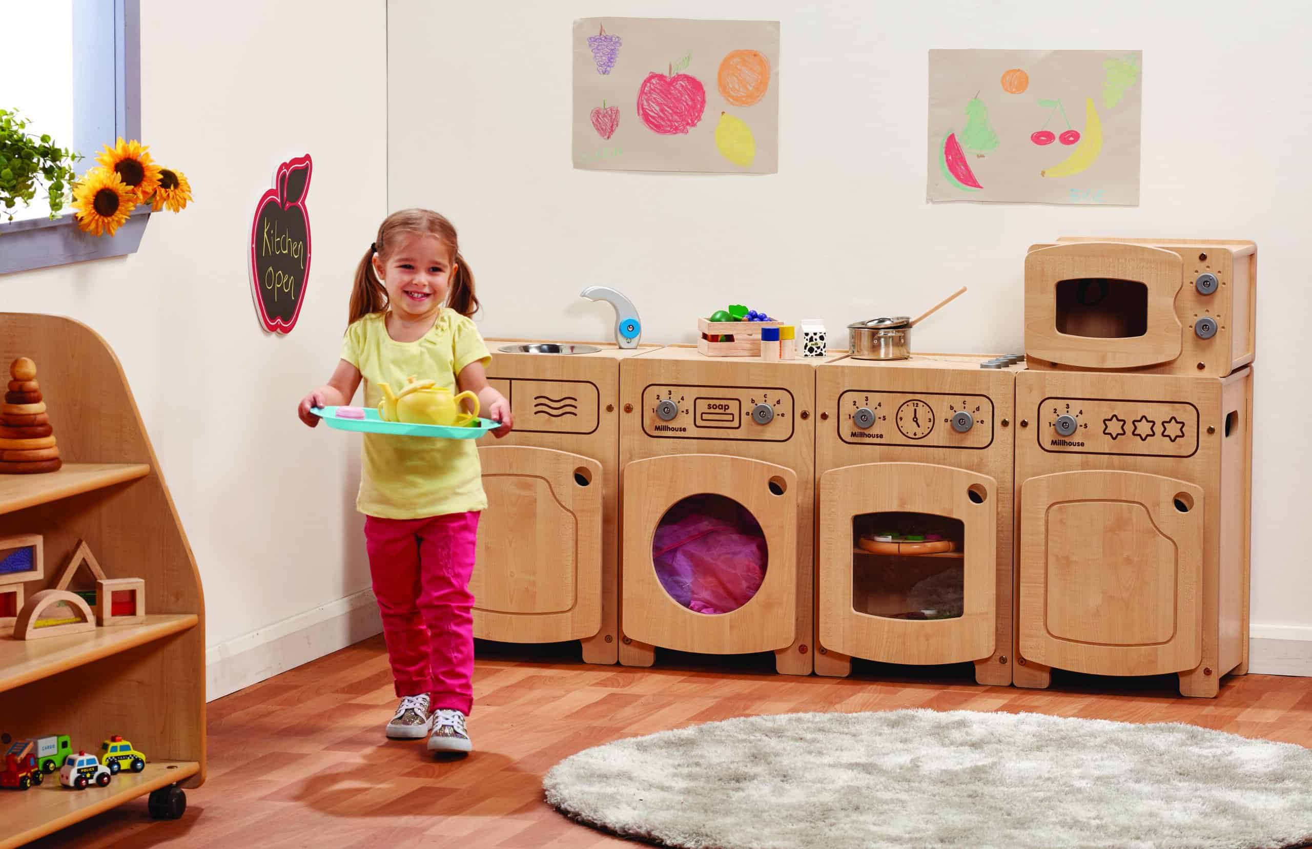 Role Play Natural Stamford Kitchen Set