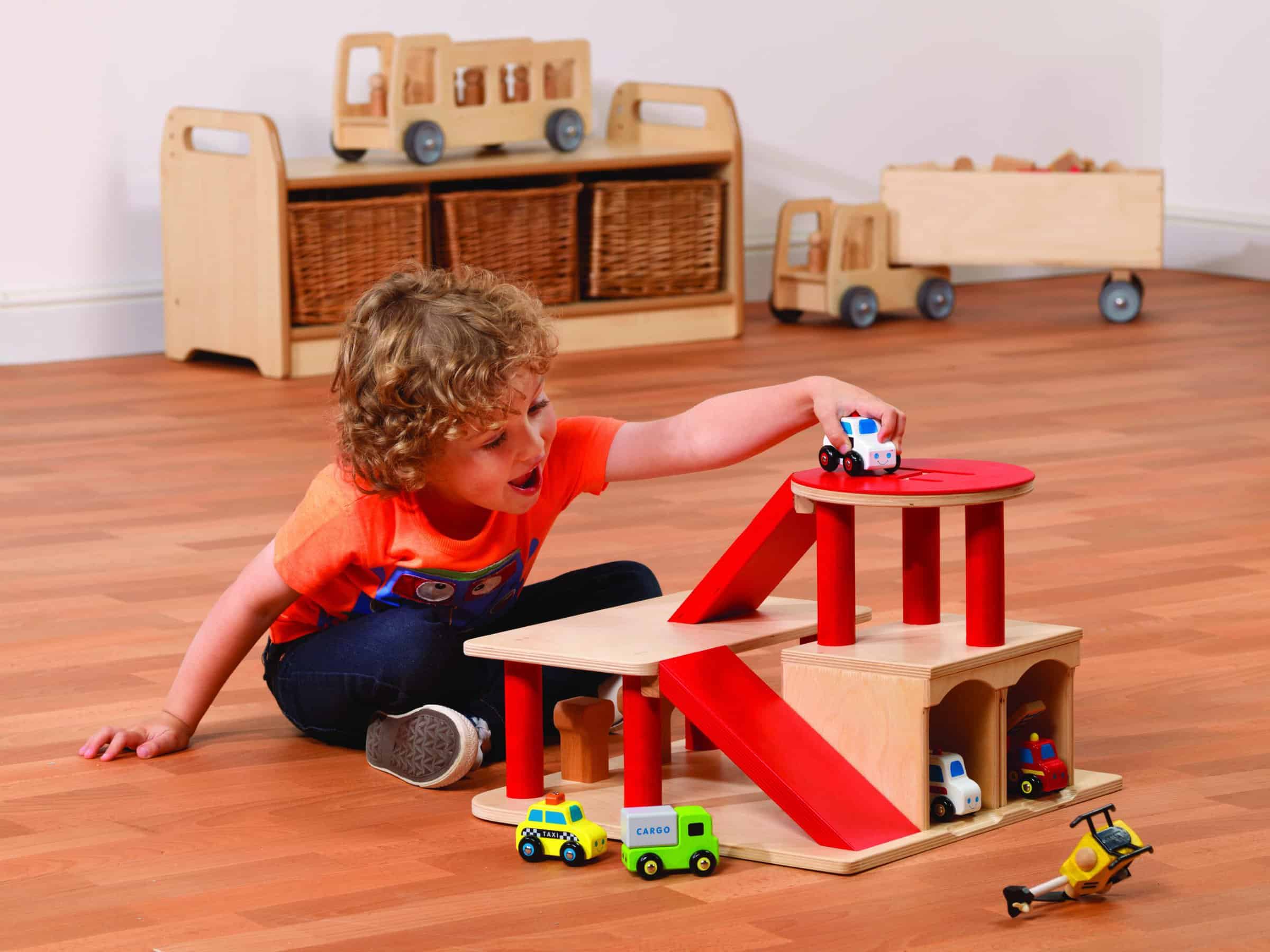 Under 2s Garage Unit