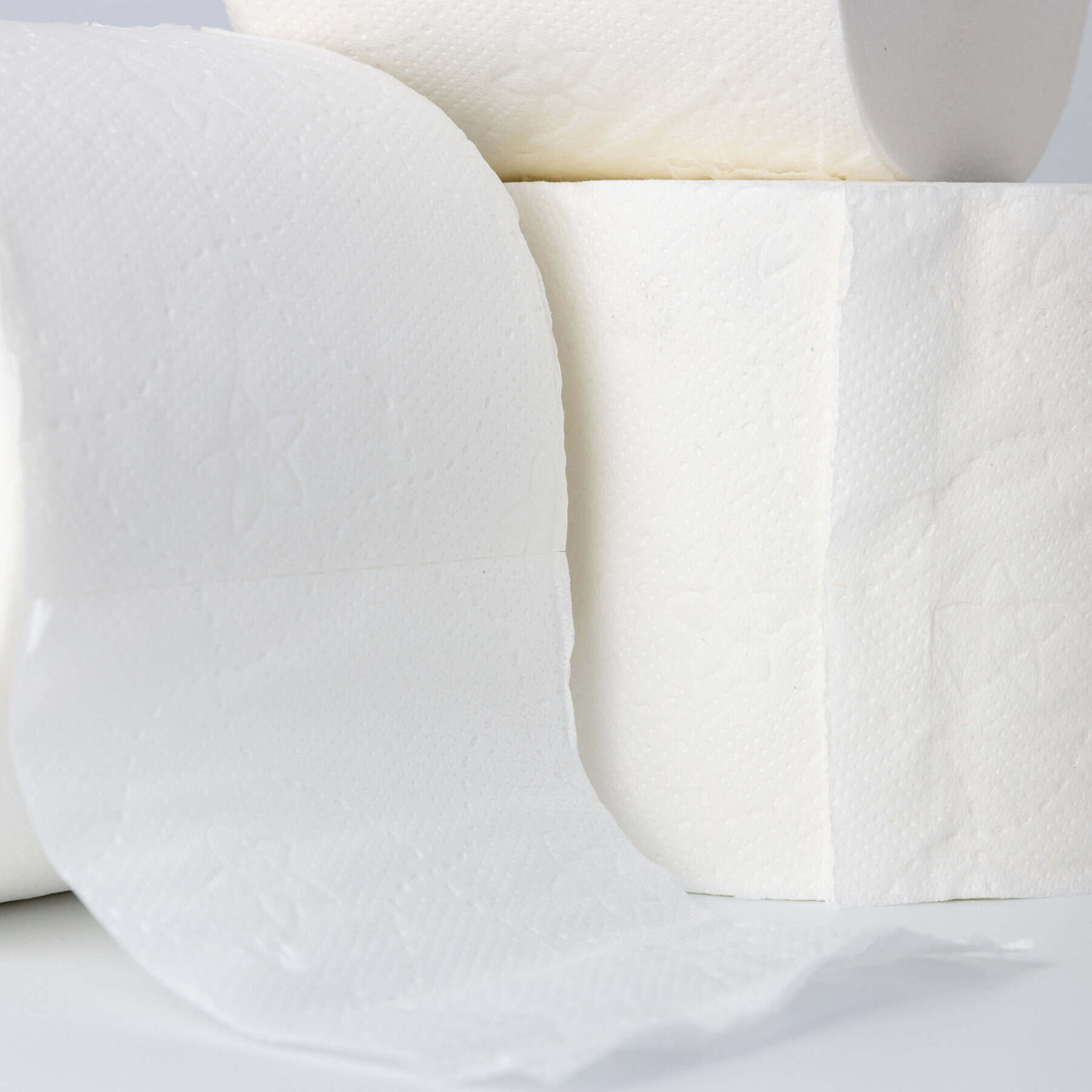 Whisper Premium 170 Sheet Laminated Toilet Roll 3 Ply - Pk40