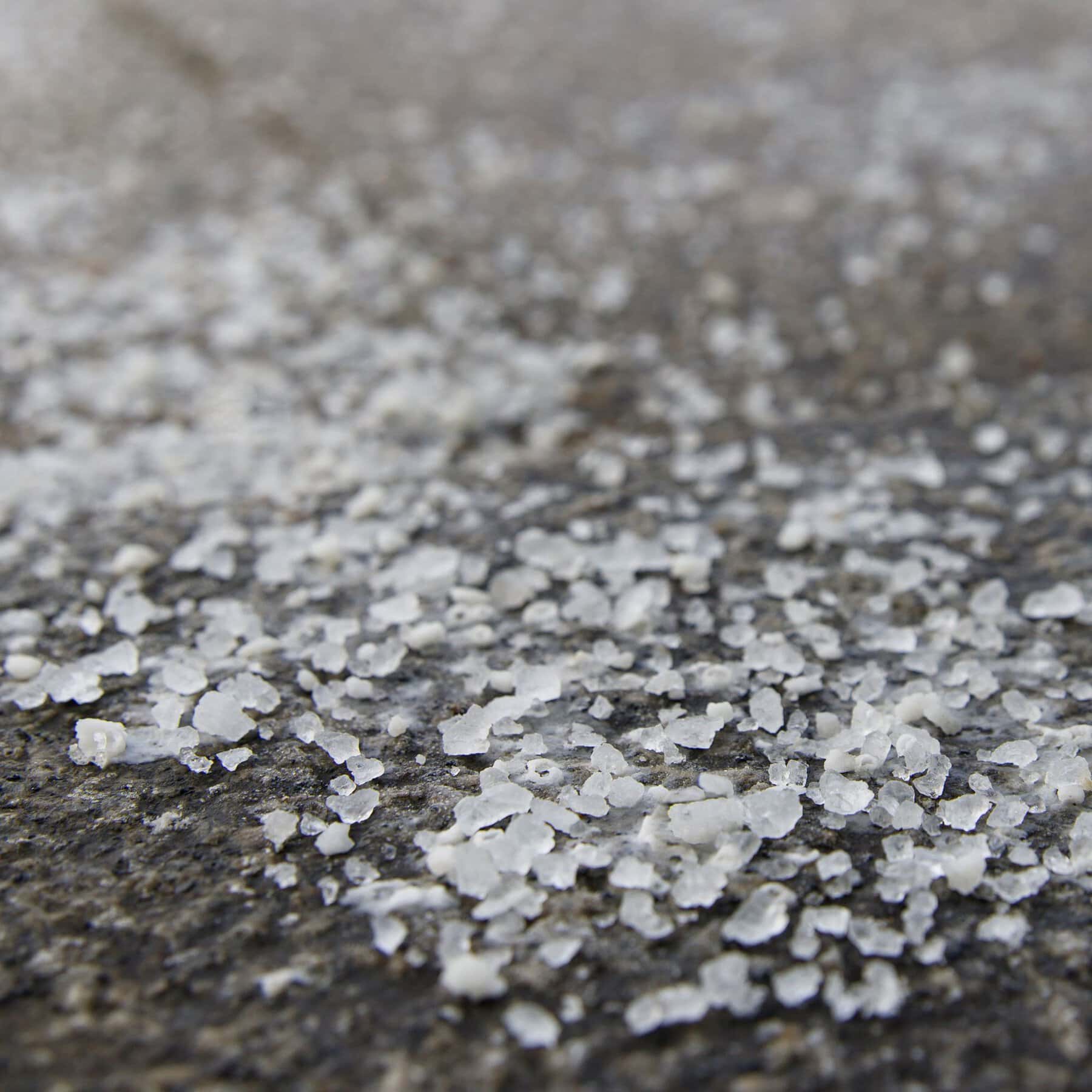 Pk 14+ White Peacock De-icing Rock Salt 25kg