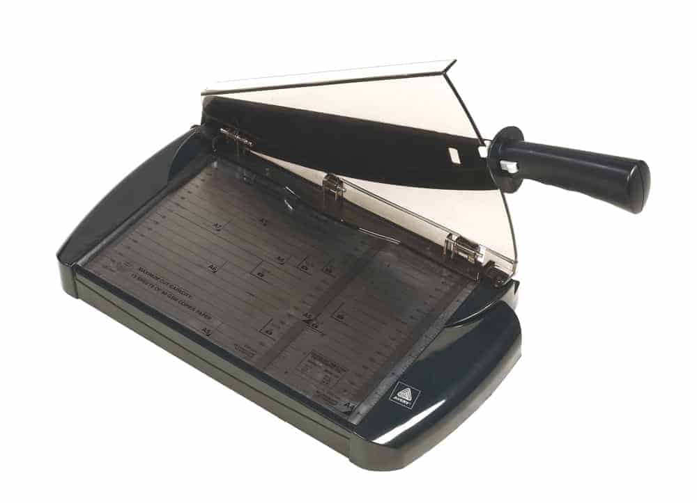Avery Medium Capacity Guillotine 15 Sheet